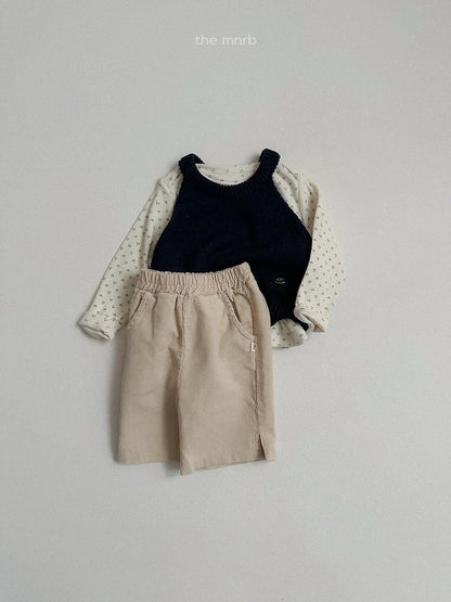 40.Halter Neck Knit Top