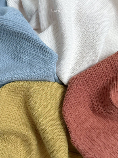 35.Critic Ribbed T-Shirt