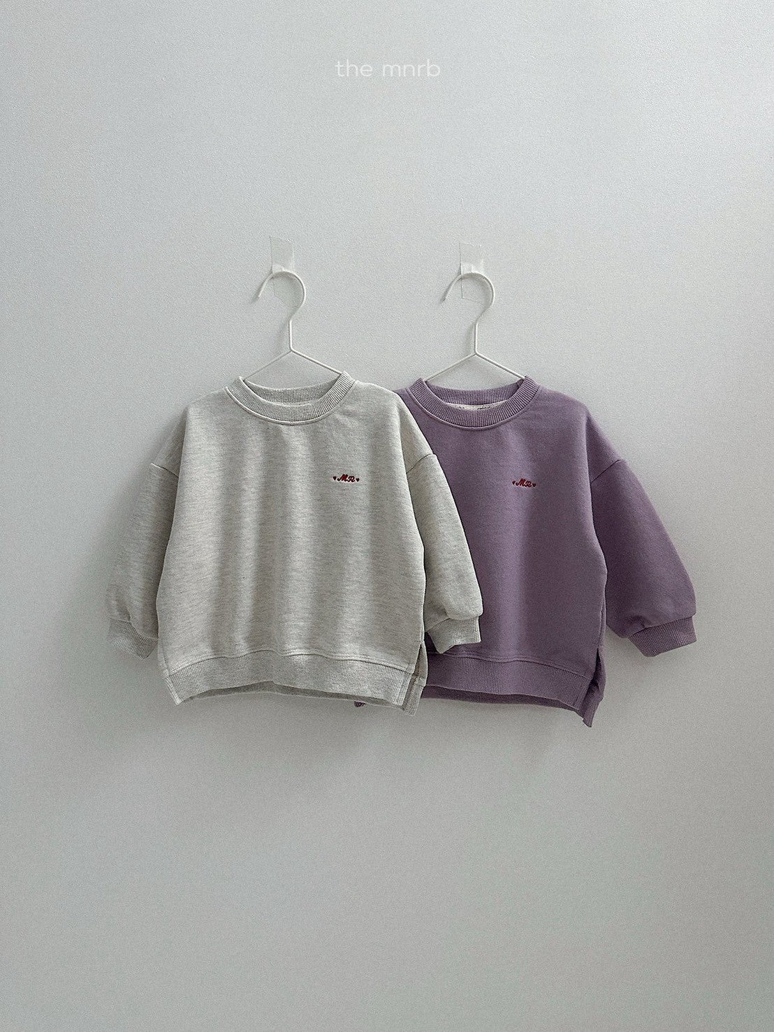 25.Asymmetric Sweatshirt