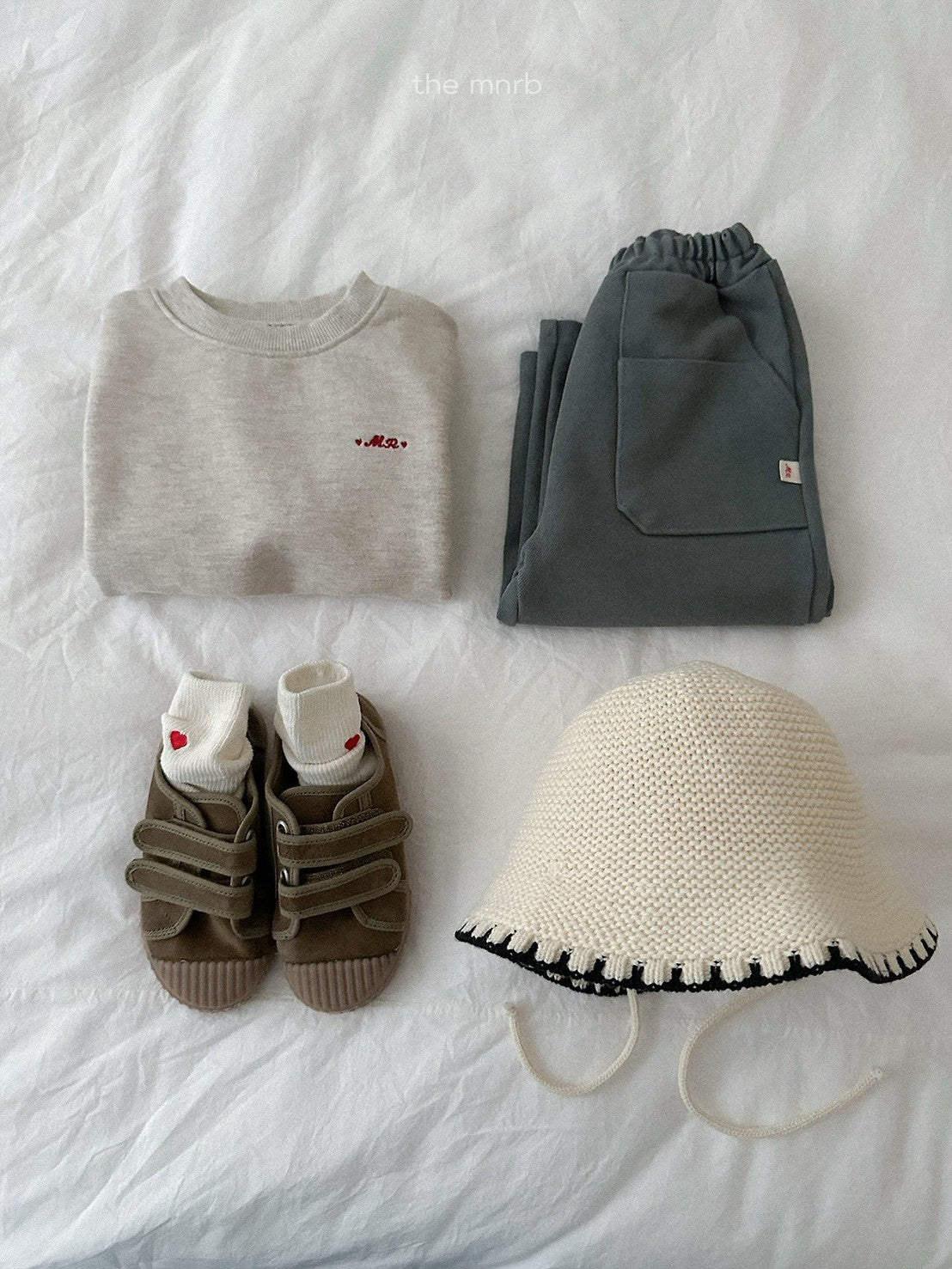 25.Asymmetric Sweatshirt