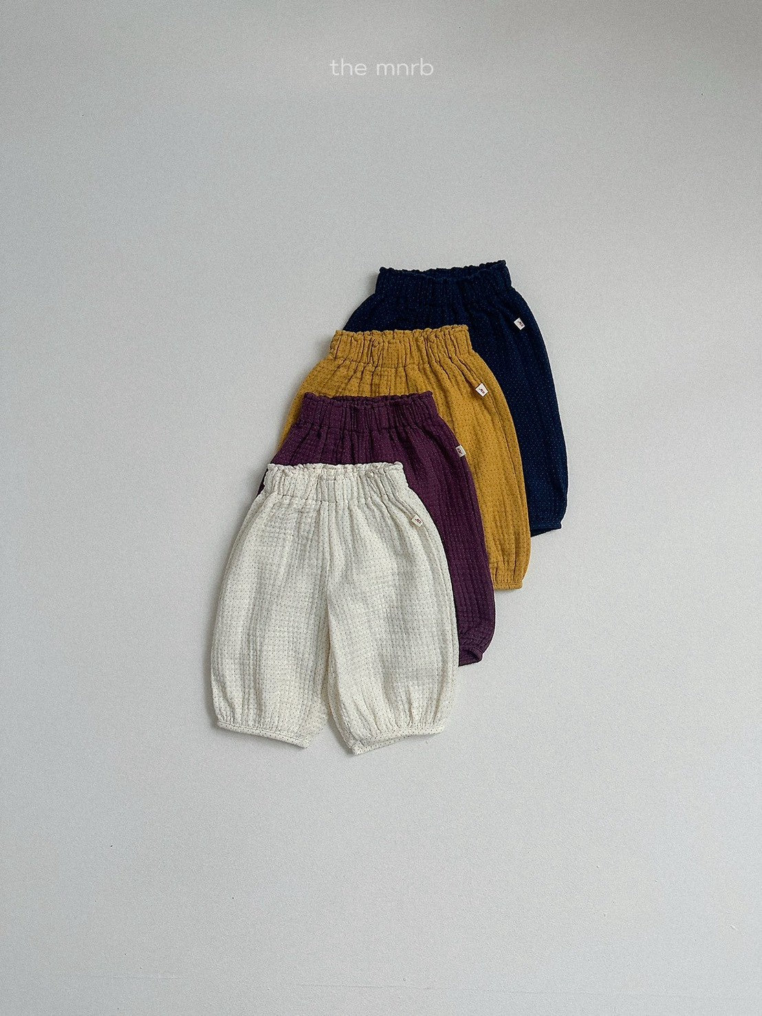 38.Puffy Cropped Jogger Pants