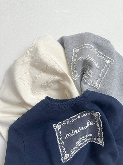 11.Lace Sweatshirt