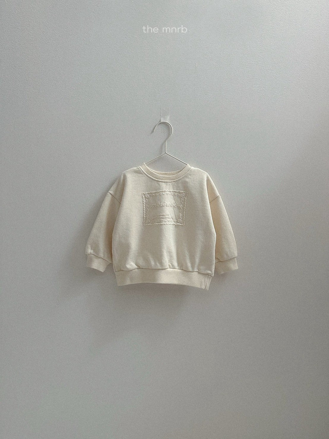 11.Lace Sweatshirt