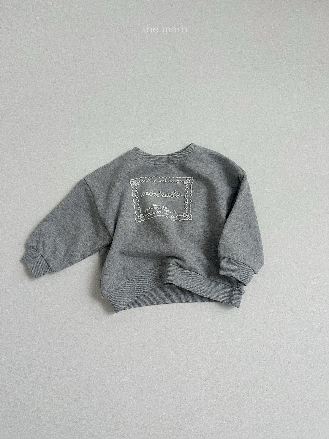 11.Lace Sweatshirt