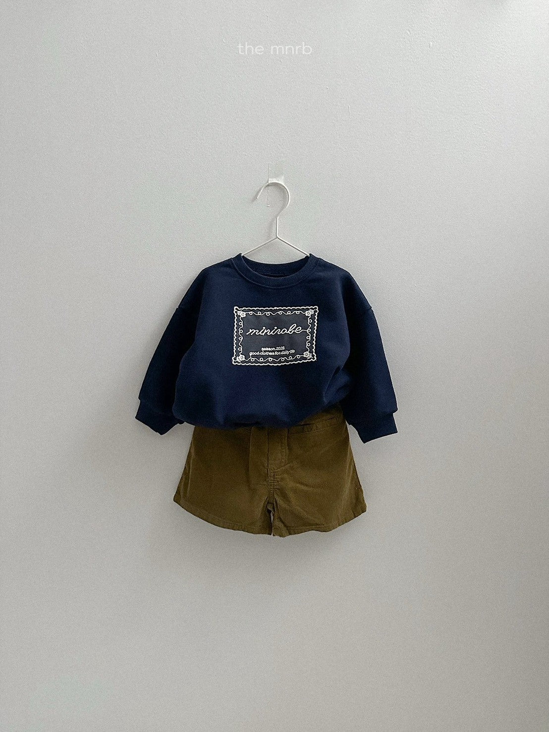 11.Lace Sweatshirt