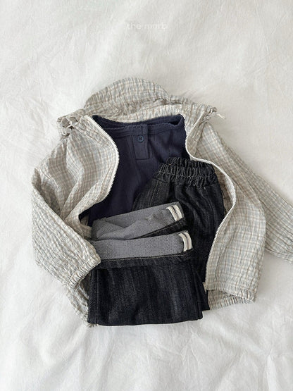 19.String Hooded Jacket