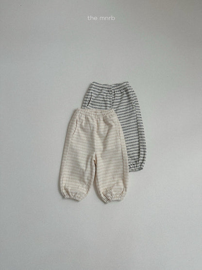 08.Day Stripe Jogger Pants