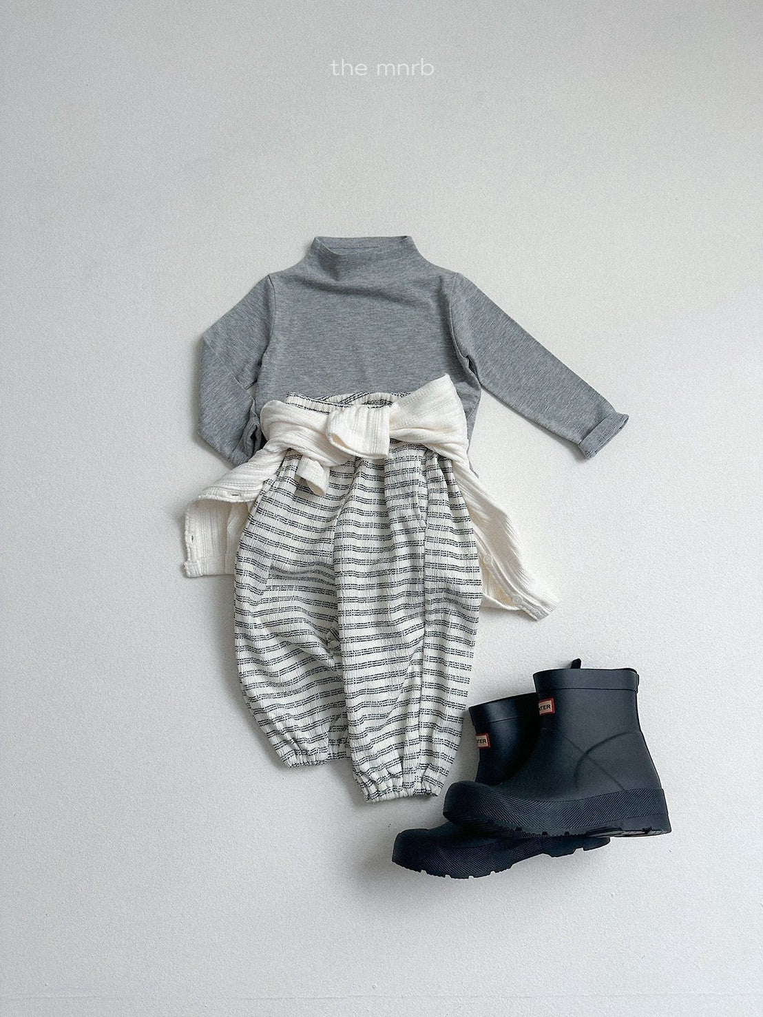 08.Day Stripe Jogger Pants