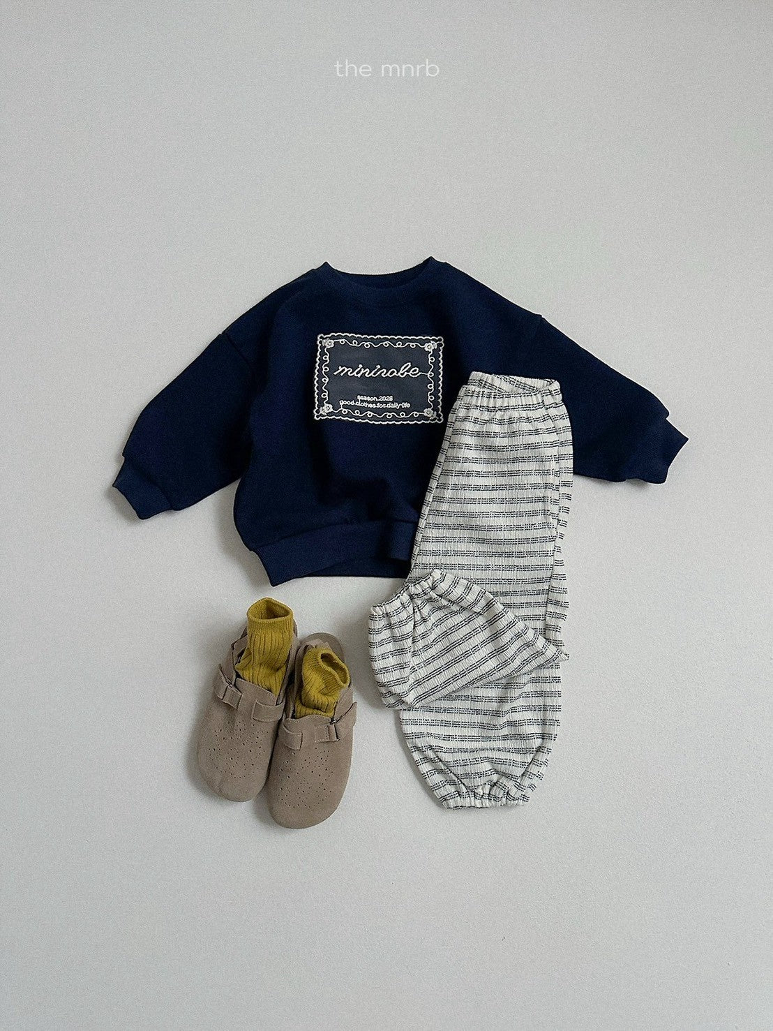 08.Day Stripe Jogger Pants