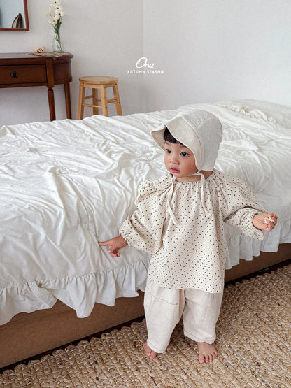 21. Dot Shirring Blouse