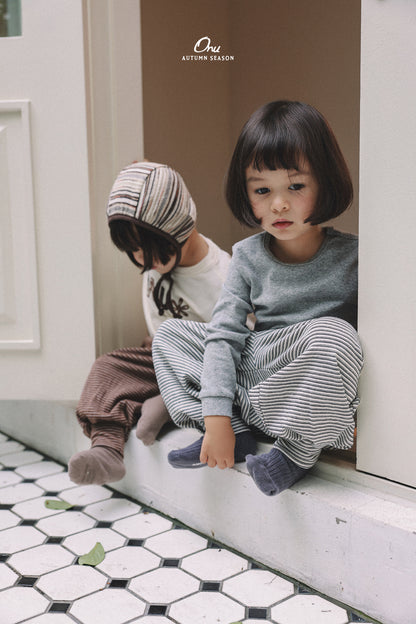 05. Ribbed Pants