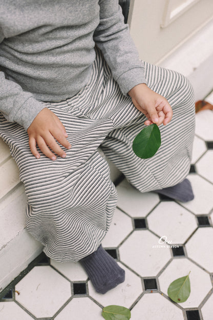 05. Ribbed Pants