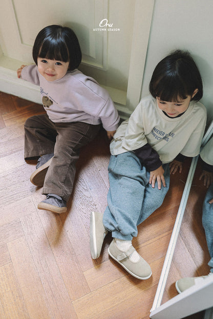 35. Stretch Pants