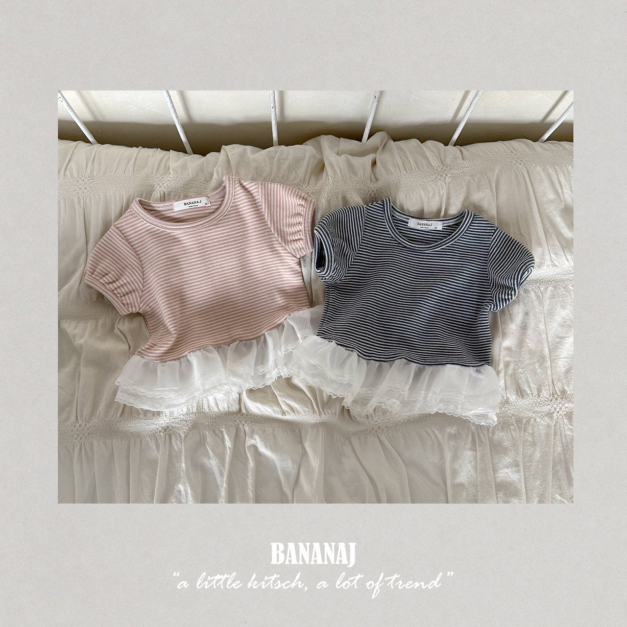【PREORDER受付終了、ご希望はお問い合わせください。】39.Peach Sha T-shirts
