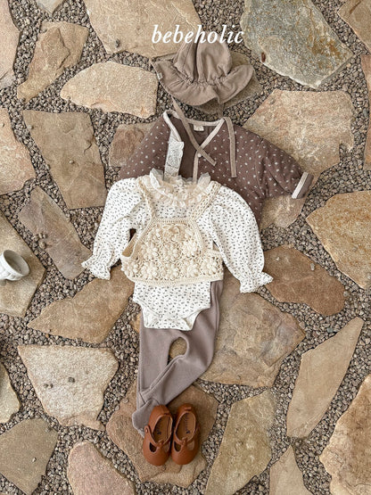 14.Hand-KnitBustier