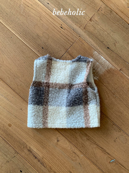 16.RoyCheckVest