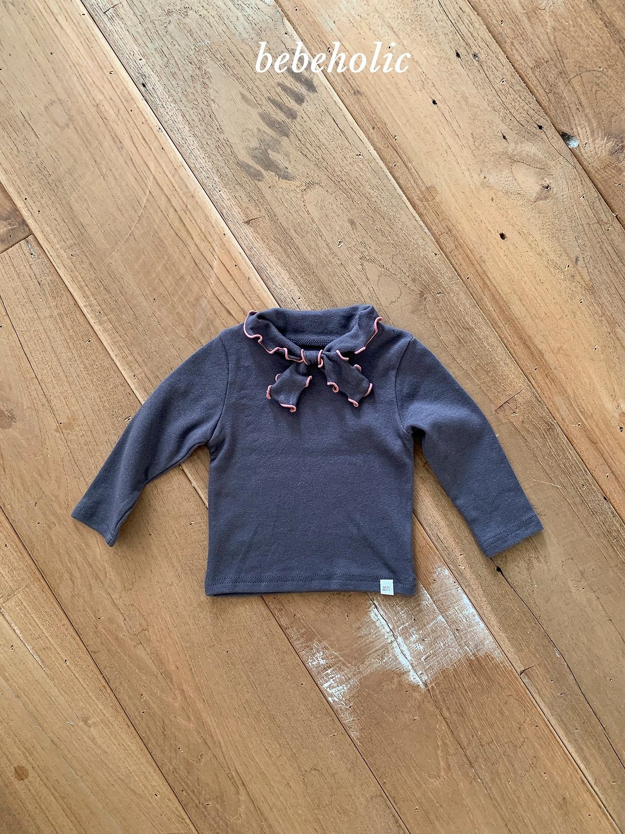 20.TieT-Shirt
