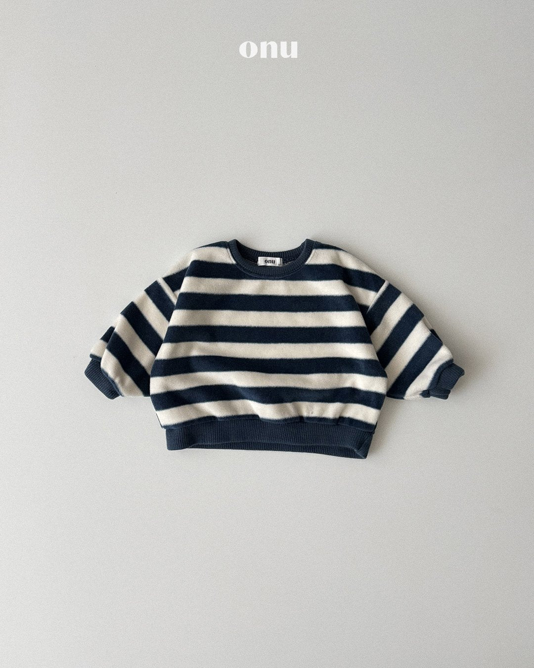 ［ONU］big stripe sweatshirt