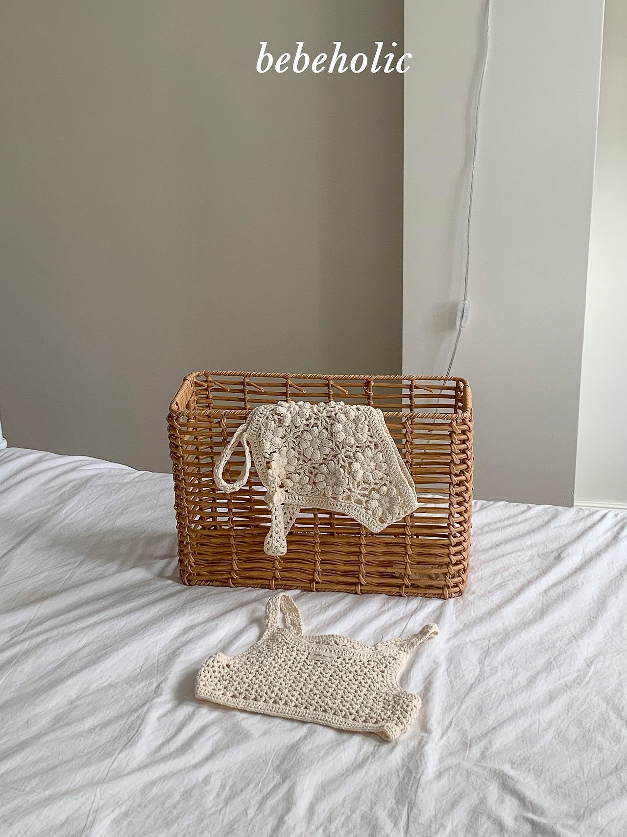 14.Hand-KnitBustier