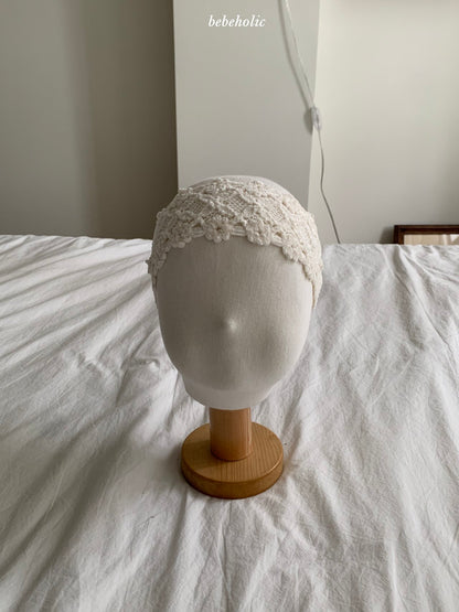 04.KellyHeadband