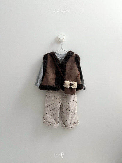 ［atomeme］reversible mustang vest