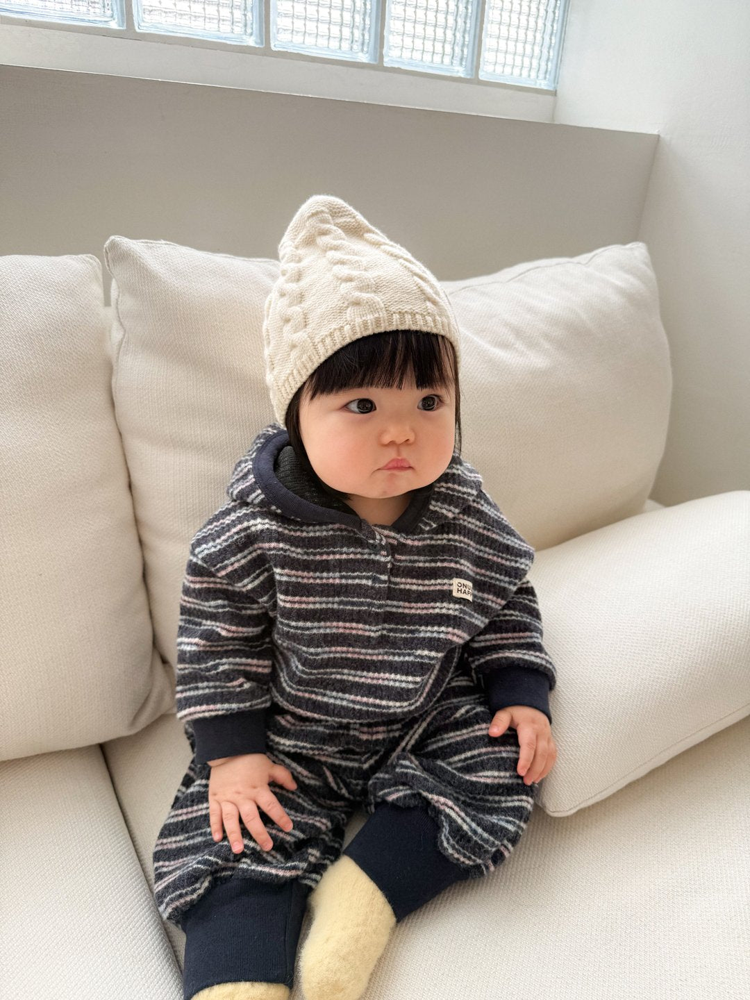 ［ONU］fluffy hood Tops