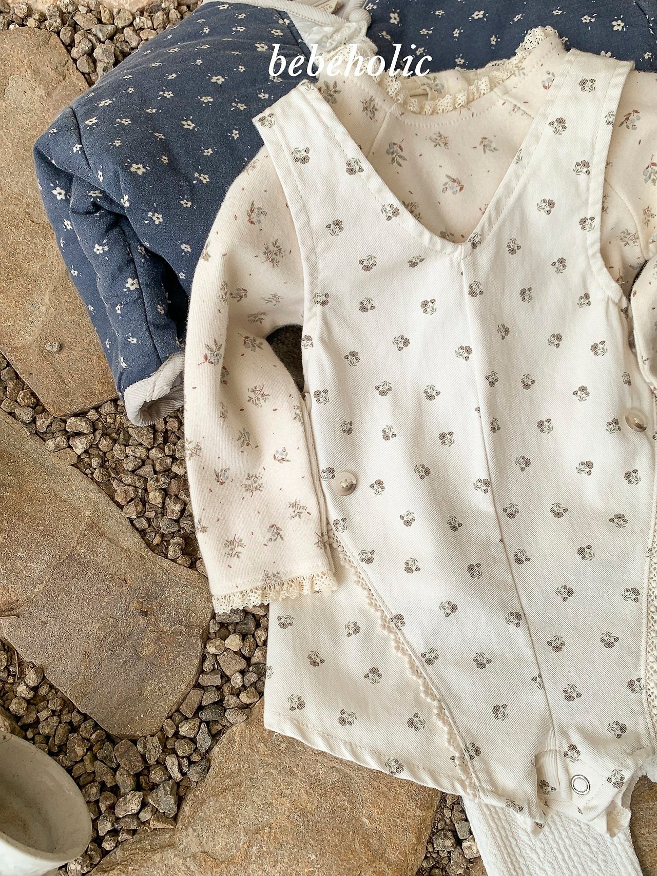 45.EveSuspenderRomper
