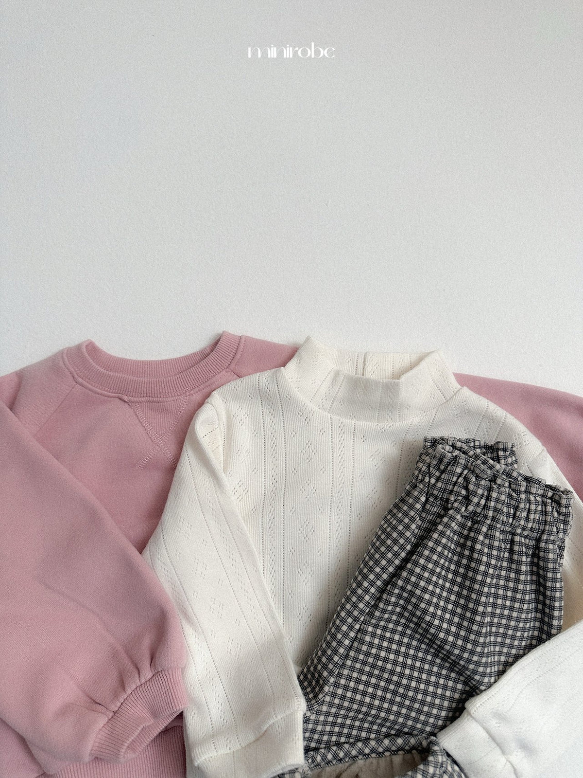 ［minirobe］raglan rounded sweatshirt