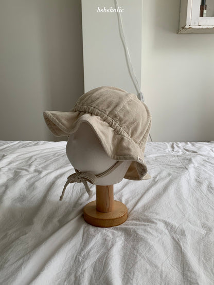 08.LatteBucketHat