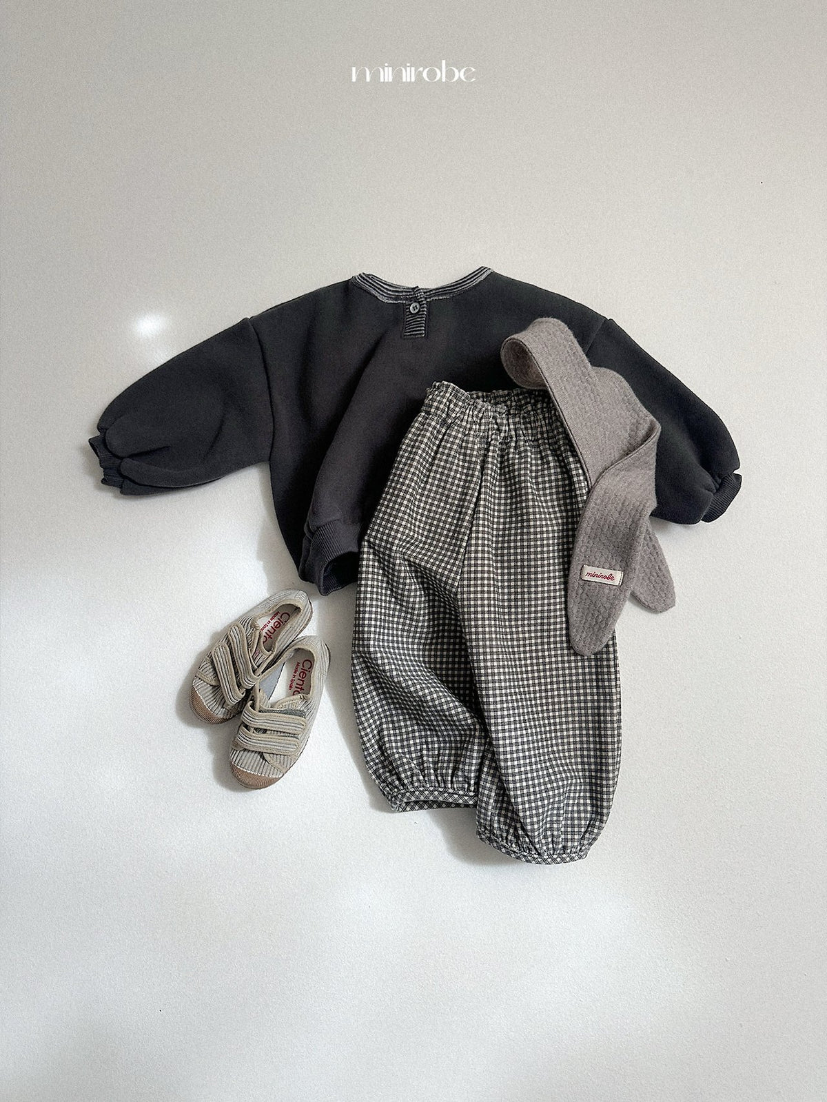 ［minirobe］popo placket sweatshirt