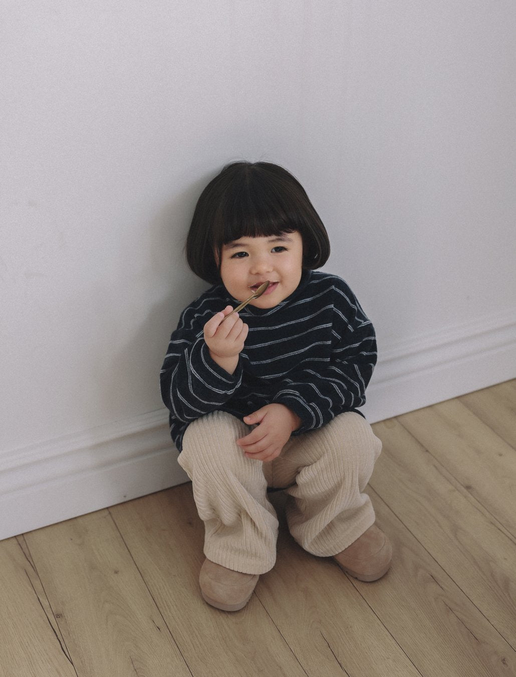 ［ONU］round rib pants