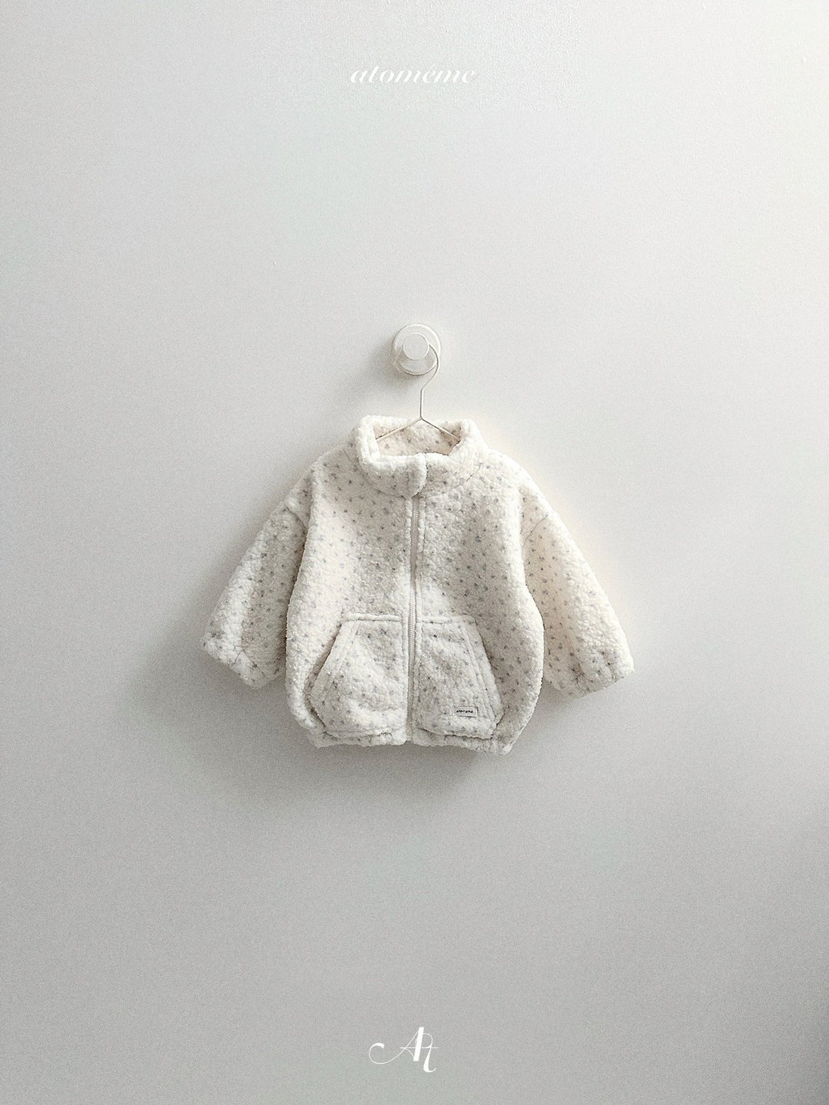 ［atomeme］teddy zip-up