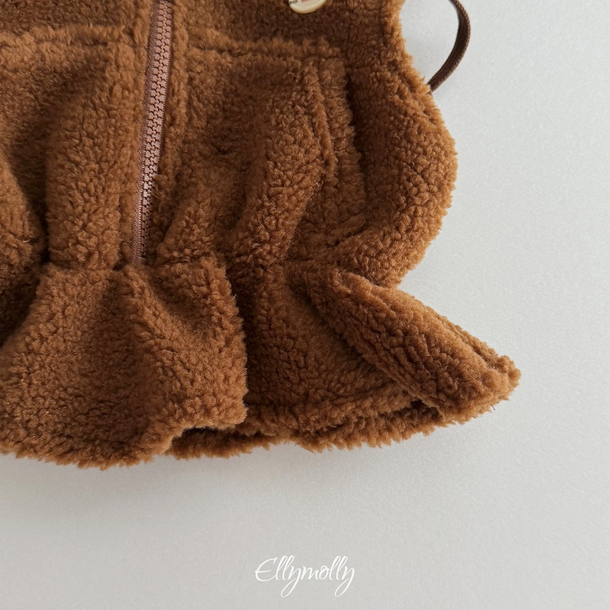 ［ellymolly］bear hood vest