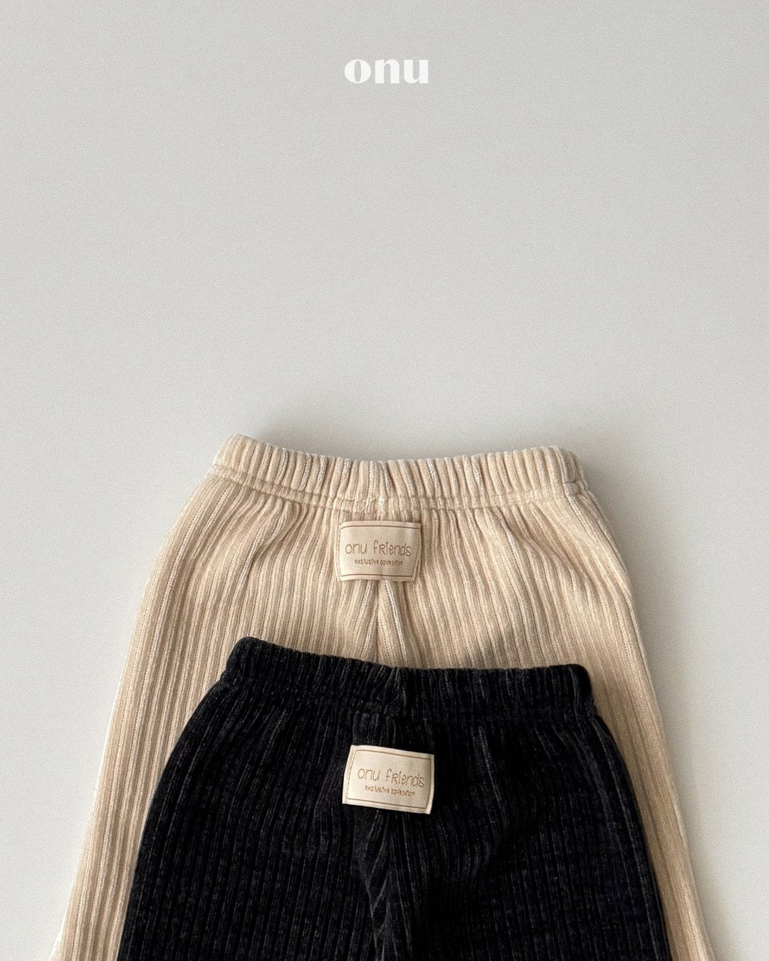 ［ONU］round rib pants
