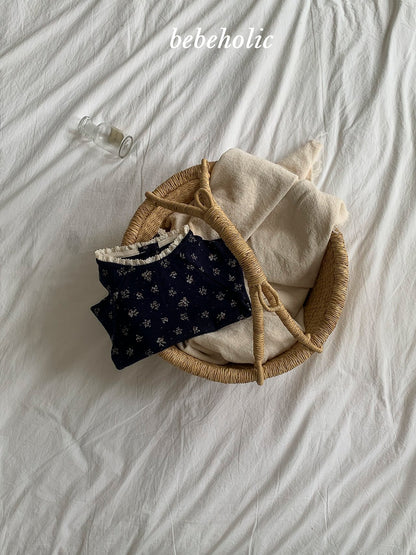 24.MonCherT-Shirt