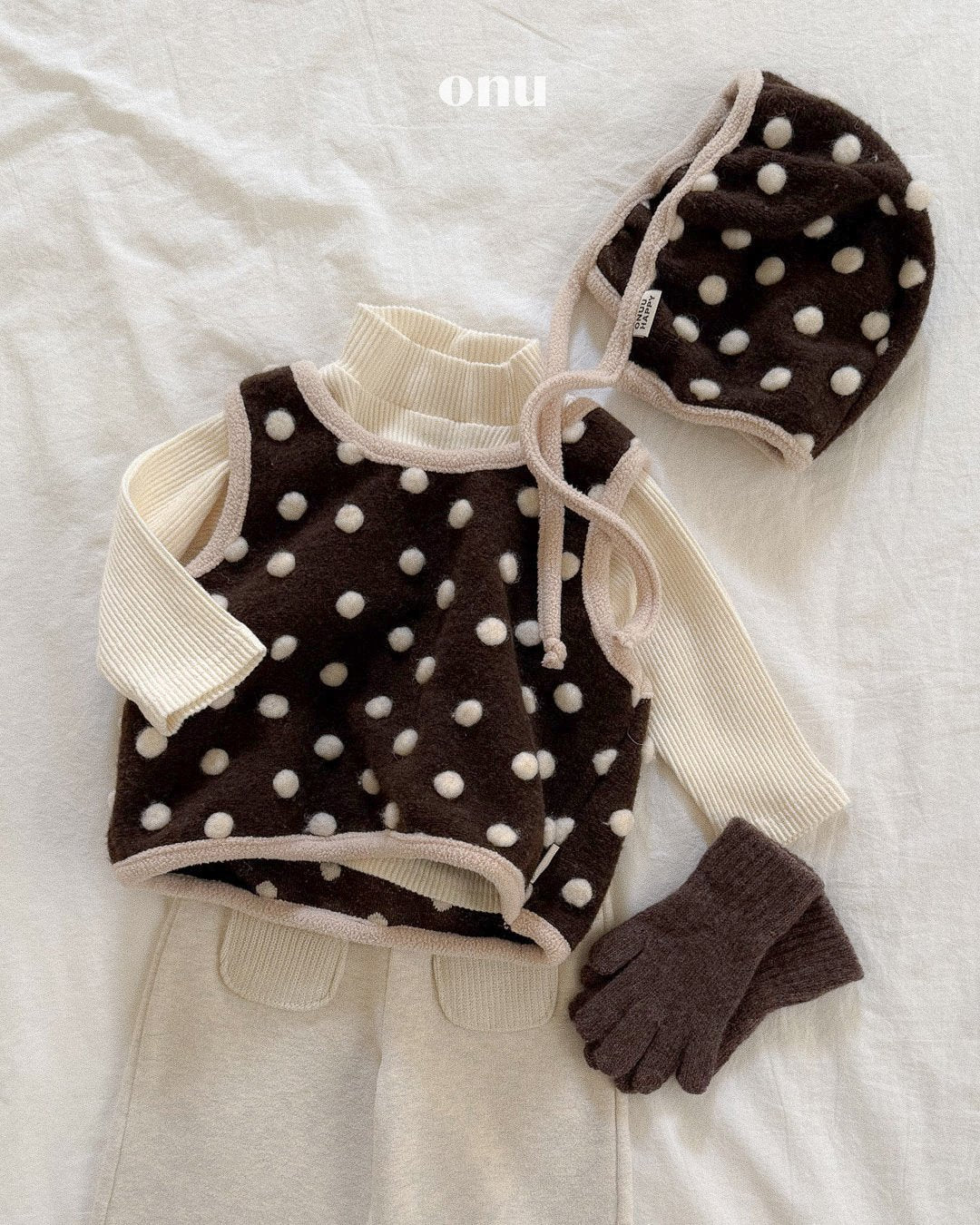 ［ONU］wool pompom vest