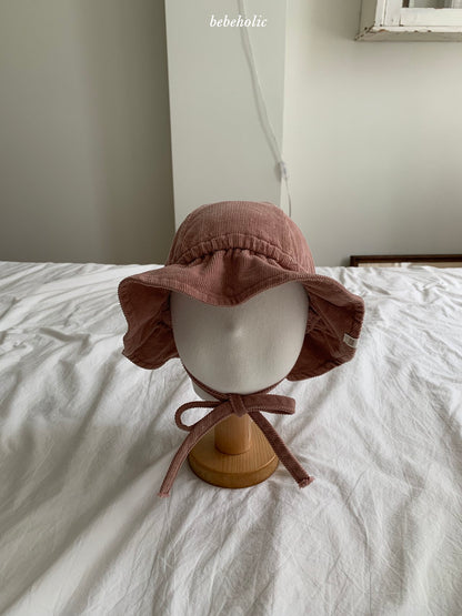 08.LatteBucketHat