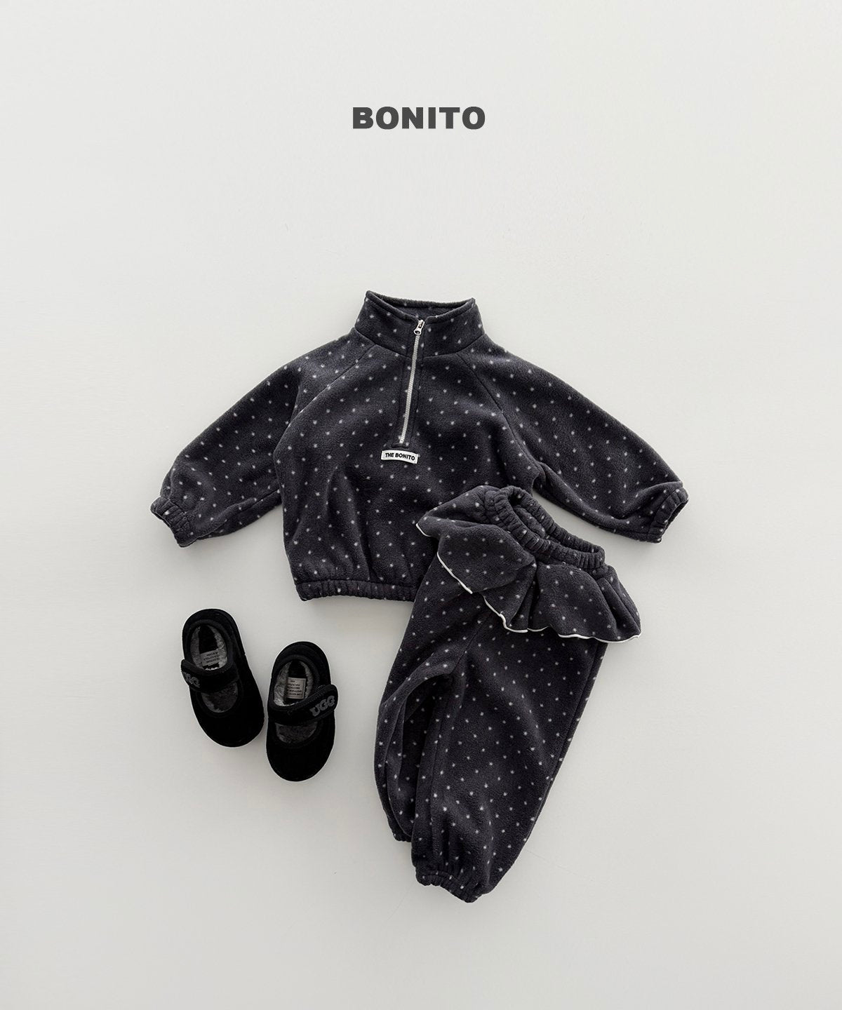 ［BONITO］dot frill half zip set