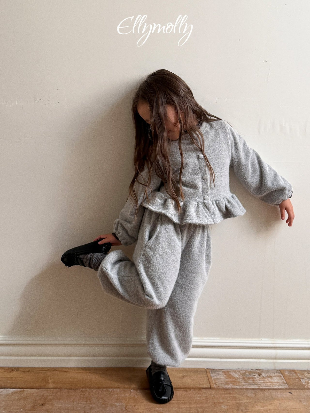 ［ellymolly］snowflake angora jogger pants