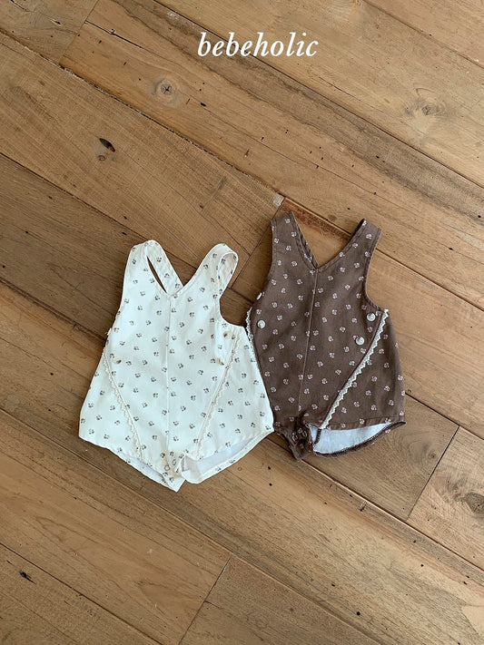 45.EveSuspenderRomper