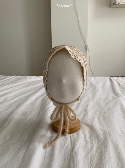 11.CableKnitBonnet