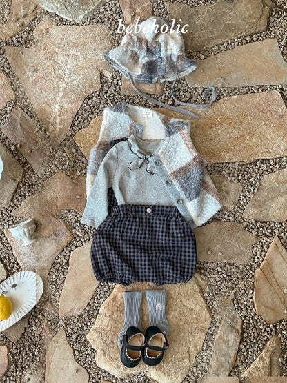 17.CuckooSuspenderRomper