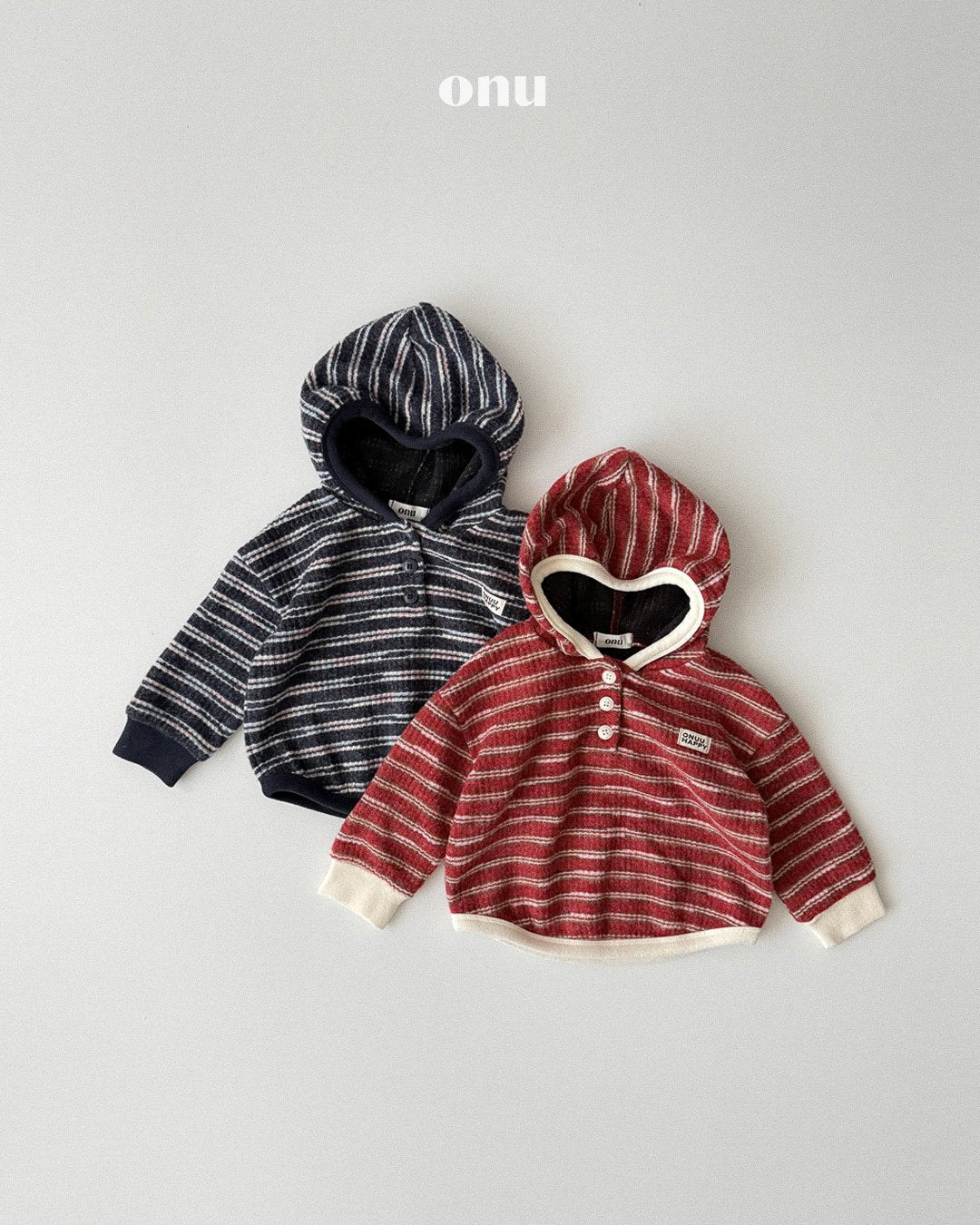 ［ONU］fluffy hood Tops