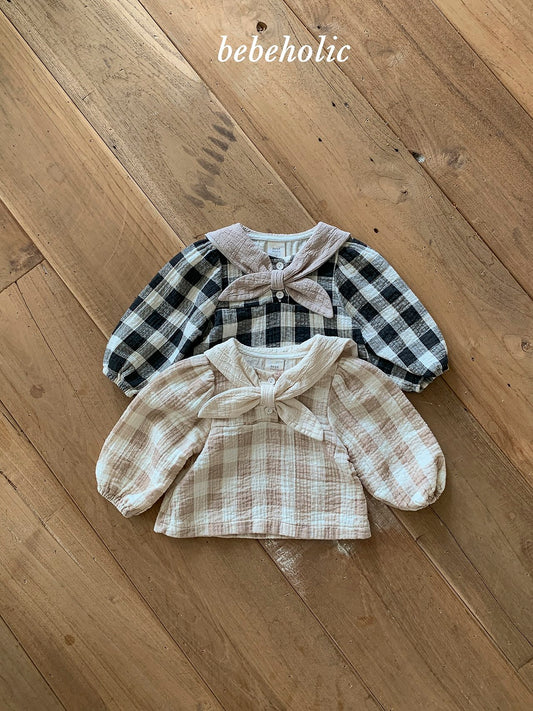 29.MellyCapeBlouse