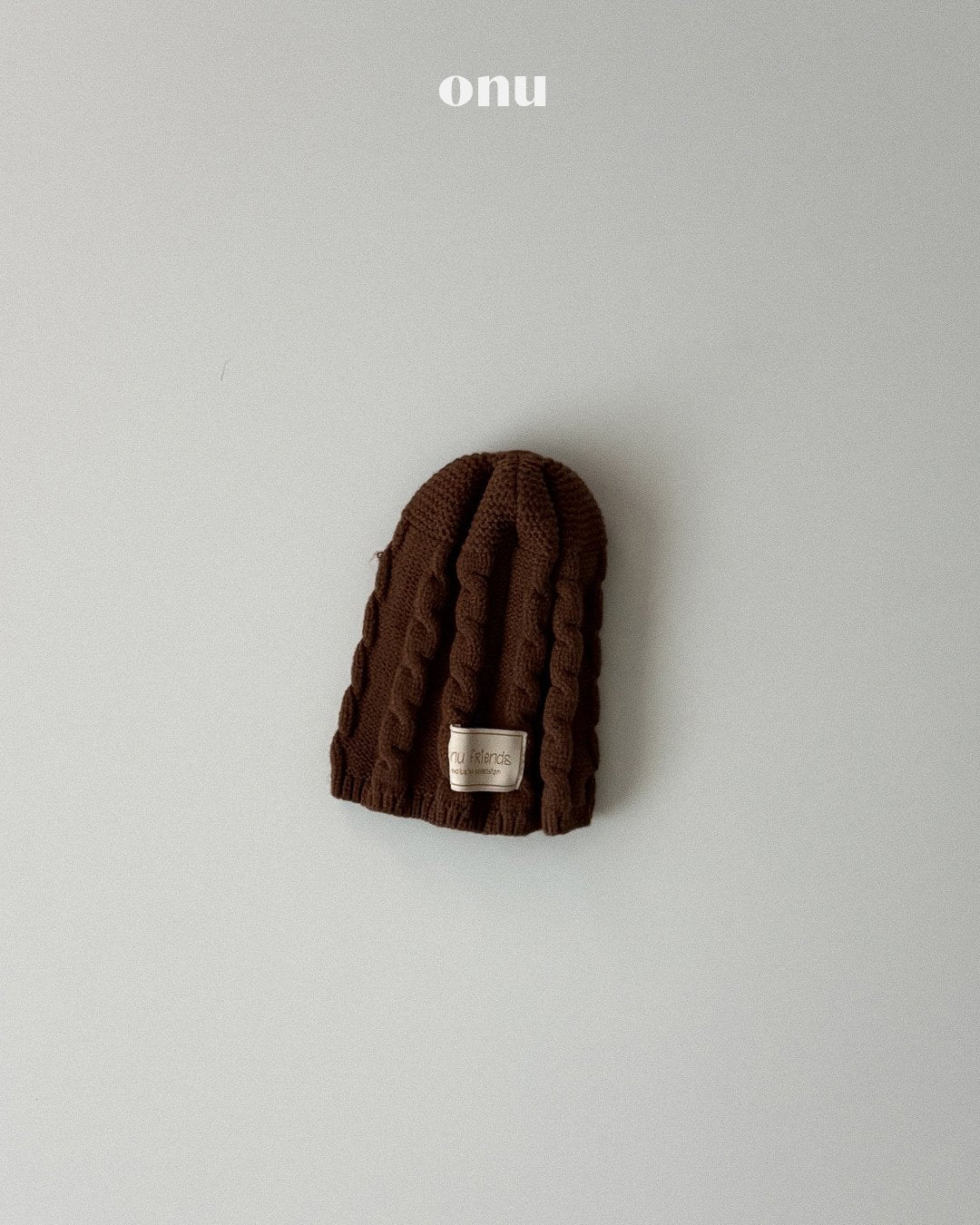 ［ONU］cable knit beanie