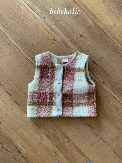 16.RoyCheckVest