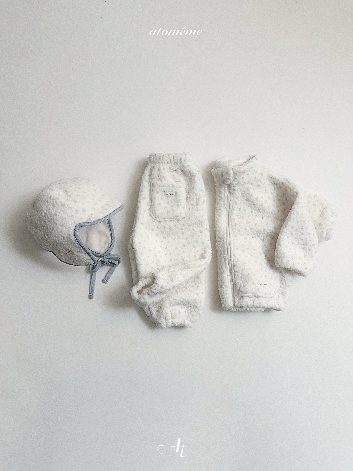 ［atomeme］teddy zip-up