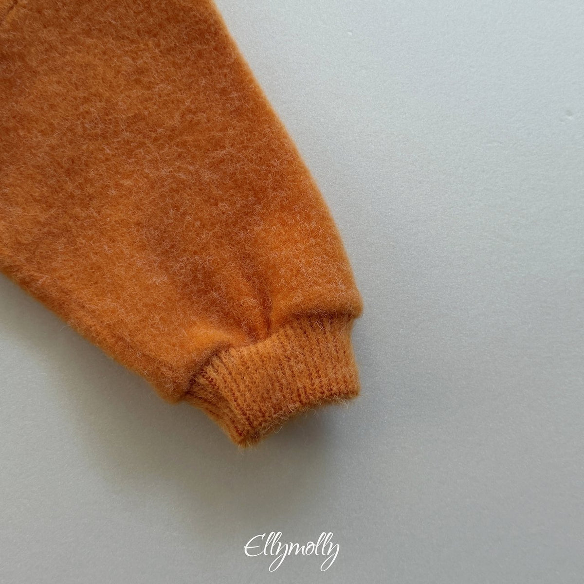 ［ellymolly］chicago brushed v-neck