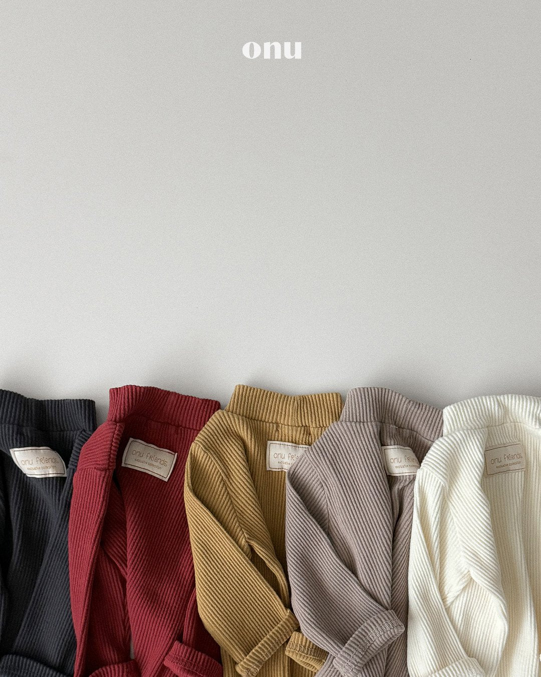 ［ONU］rib half neck tee