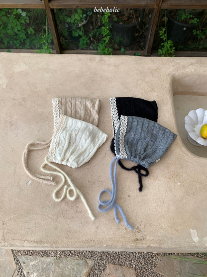 11.CableKnitBonnet